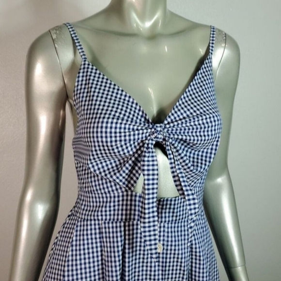 Cupshe gingham front tie summer dress medium - Picture 5 of 5